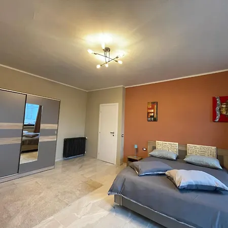 Elena House Valdengo